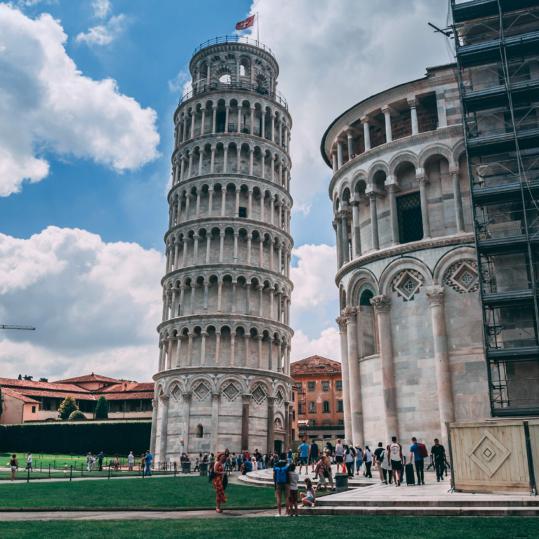 Explore Pisa Um Guia para Descobrir Mais Além da Torre Inclinada